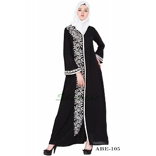 Embroidered abaya - Black and White